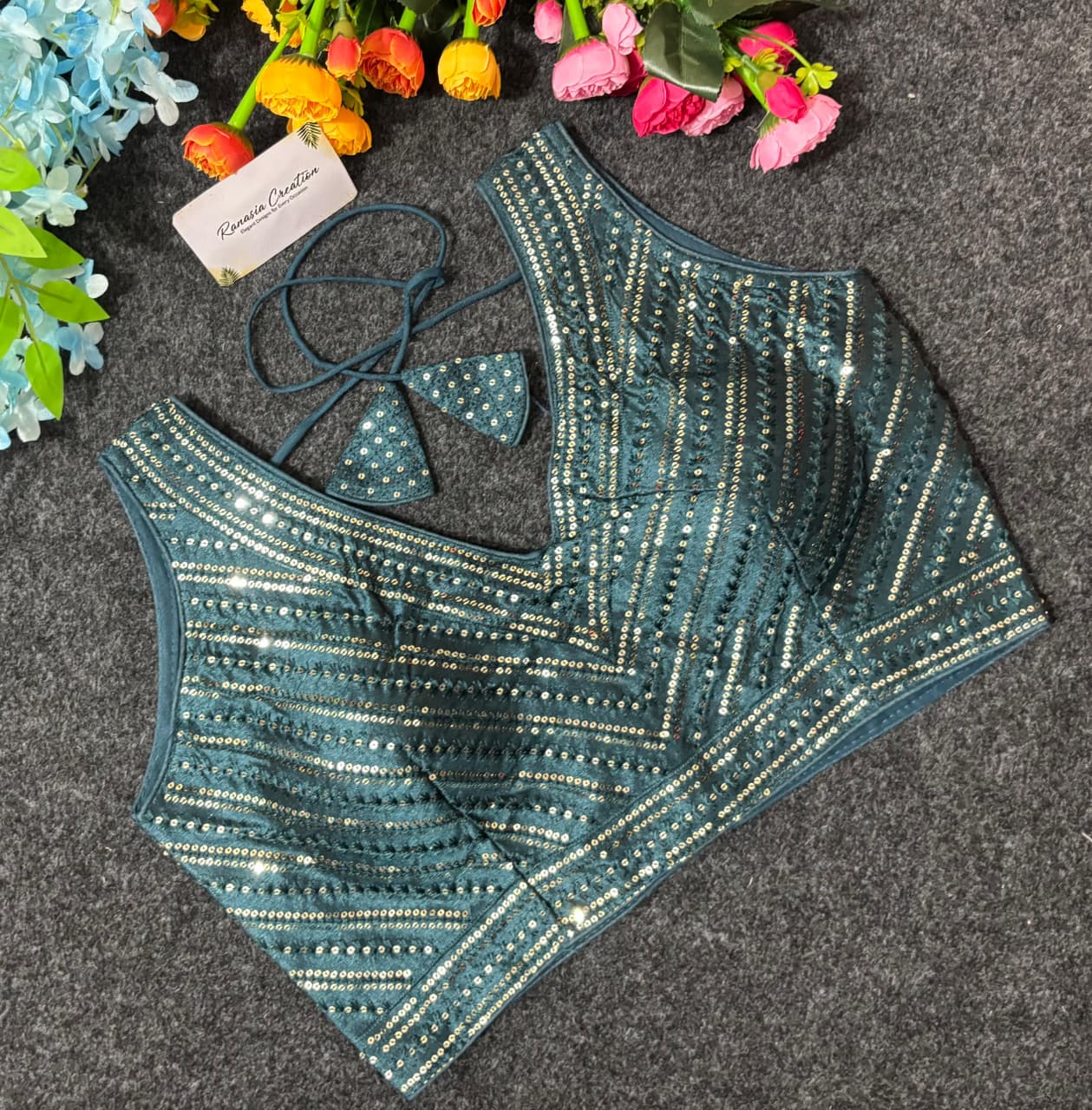 Lucknowi Chikankari Kurta